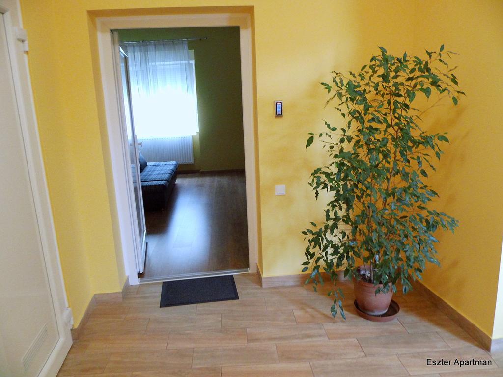 Eszter Apartman Bekescsaba Exterior photo