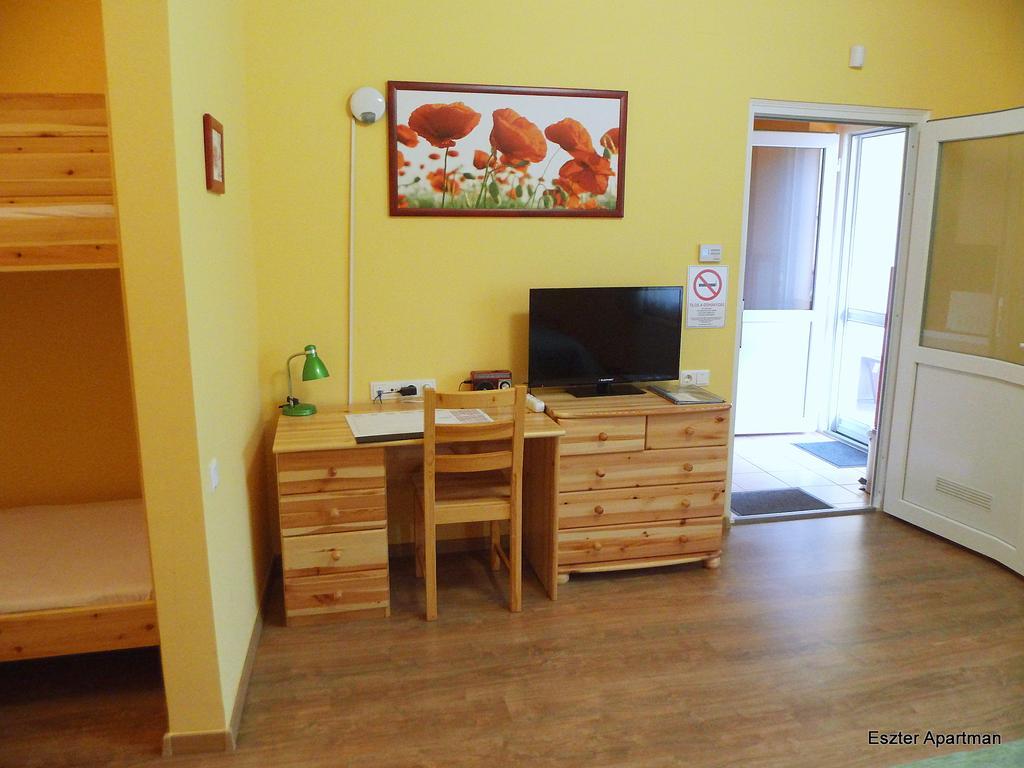 Eszter Apartman Bekescsaba Exterior photo